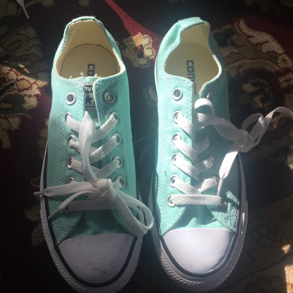 Teal converse